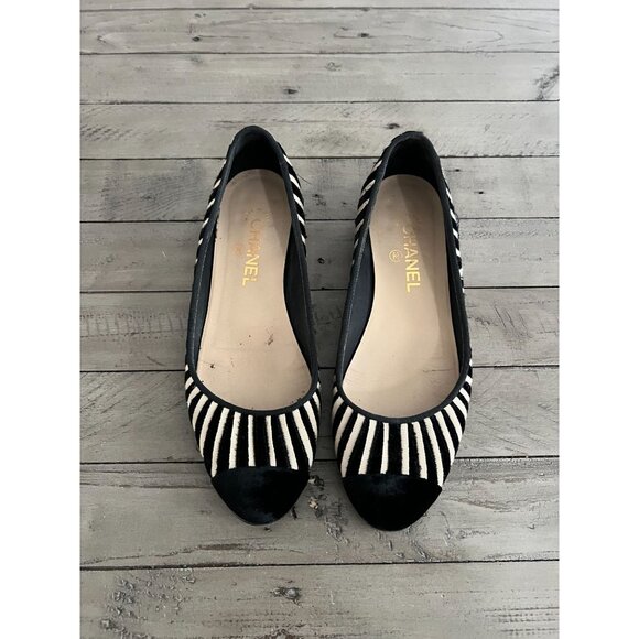 CHANEL Black Ivory Velvet Zebra Striped CC Ballet Flats Size 39 9 - Picture 2 of 13